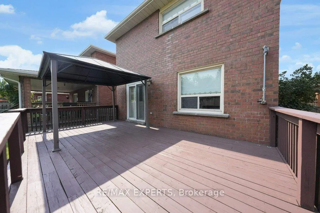 Photo 33 of 31 Waterfall Road, Vaughan, East Woodbridge — HOMEH