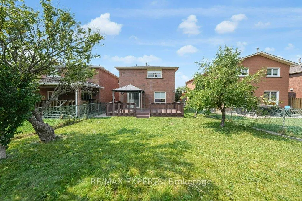 Photo 37 of 31 Waterfall Road, Vaughan, East Woodbridge — HOMEH