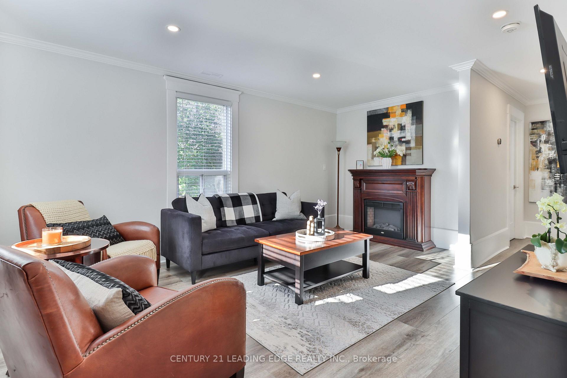 Photo 3 of Unit A, 487 Eagle Street, Newmarket, Central Newmarket — HOMEH