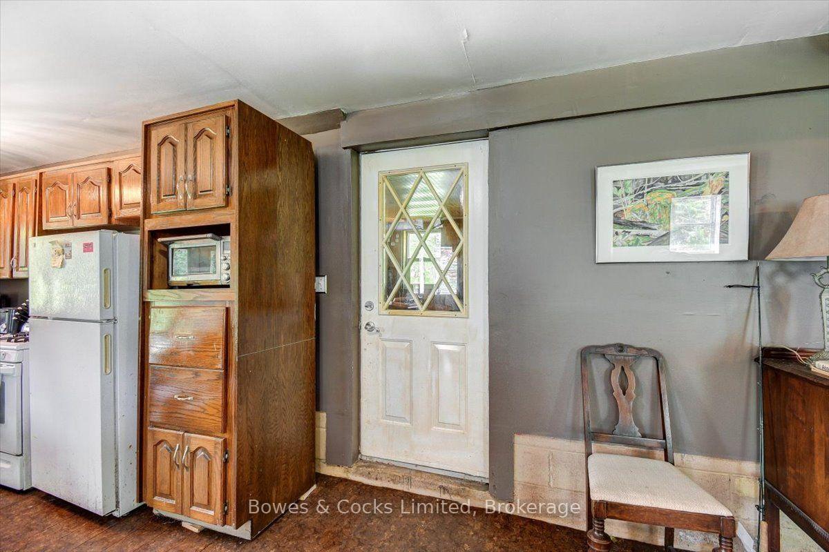 Photo 14 of 161 & 262 Colbourne Road, Bancroft, Dungannon Ward — HOMEH