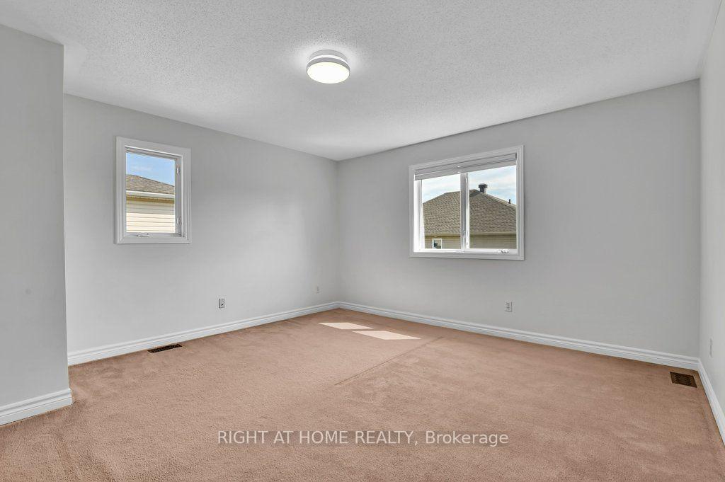 Photo 19 of 198 Deerfox Drive, Ottawa, Barrhaven - Longfields — HOMEH