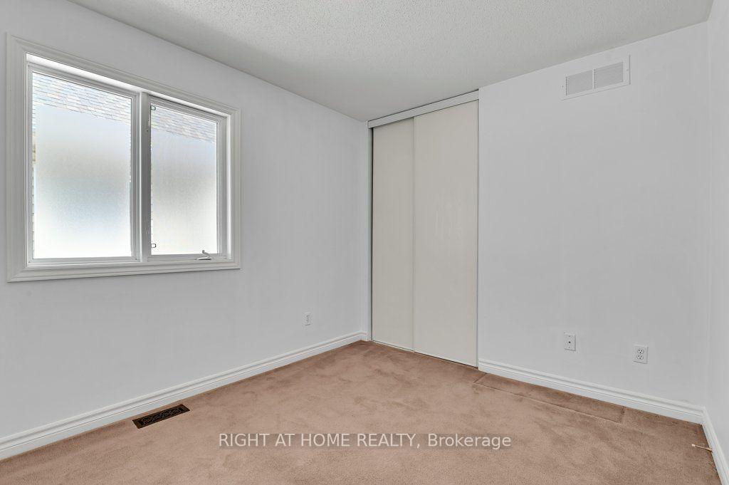 Photo 22 of 198 Deerfox Drive, Ottawa, Barrhaven - Longfields — HOMEH