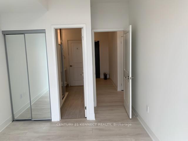Photo 9 of Unit 1402, 2908 Highway 7, Vaughan, Concord — HOMEH