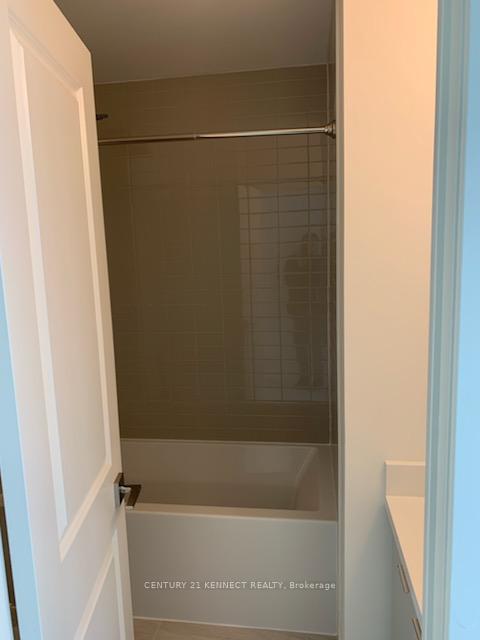 Photo 10 of Unit 1402, 2908 Highway 7, Vaughan, Concord — HOMEH
