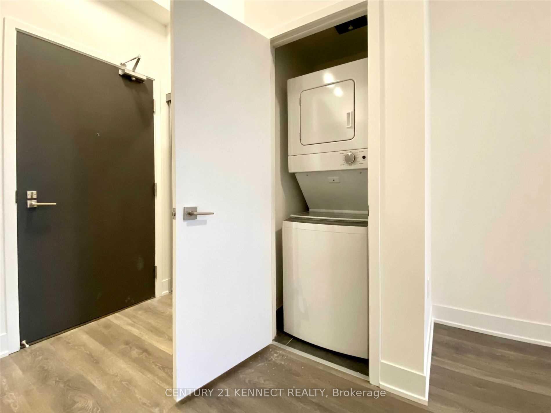Photo 14 of Unit 1402, 2908 Highway 7, Vaughan, Concord — HOMEH