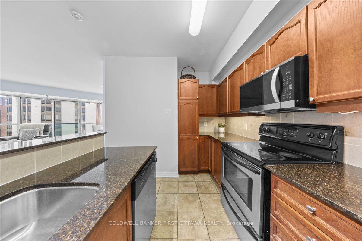 Photo 8 of Unit 1401, 445 Laurier Avenue W, Ottawa, Ottawa Centre — HOMEH