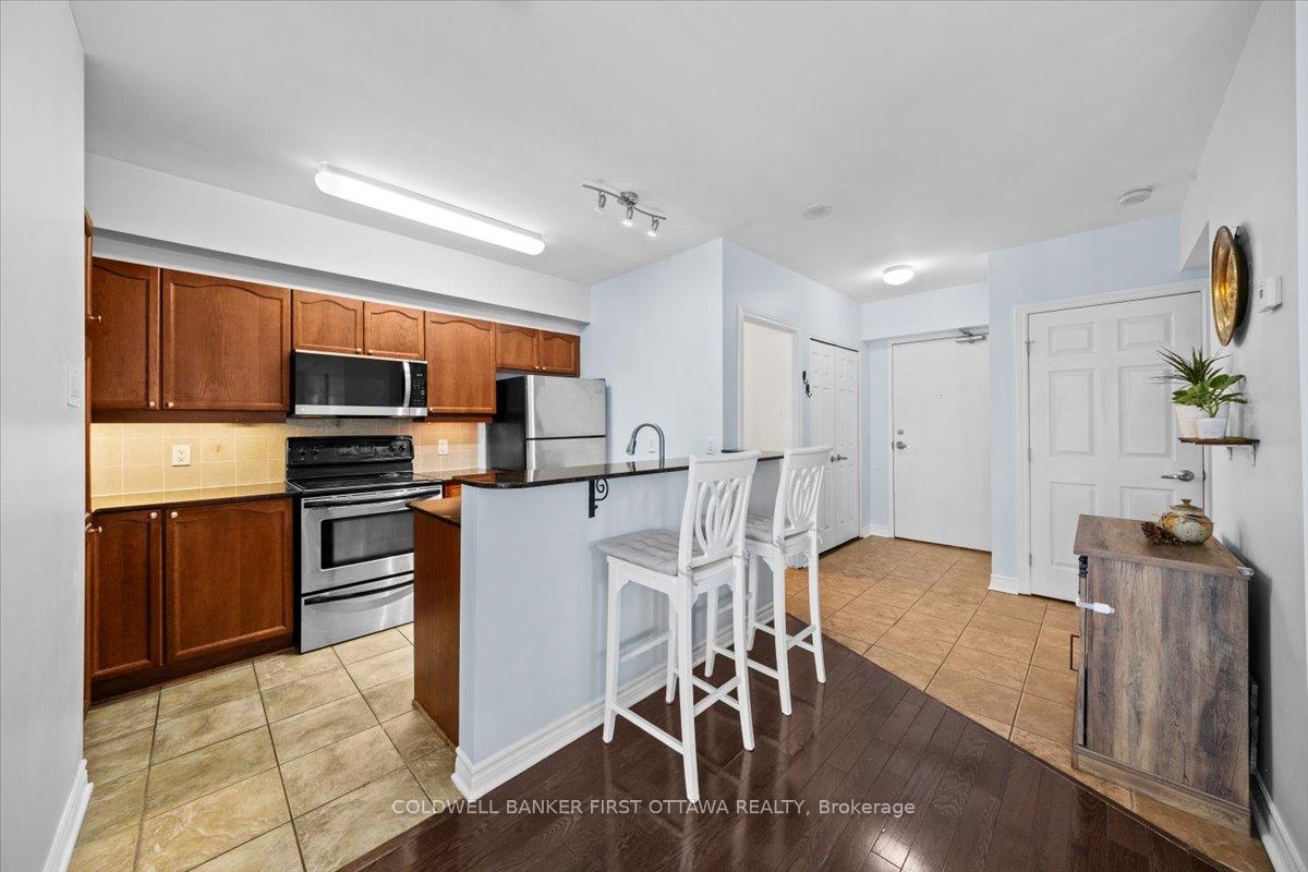 Photo 9 of Unit 1401, 445 Laurier Avenue W, Ottawa, Ottawa Centre — HOMEH