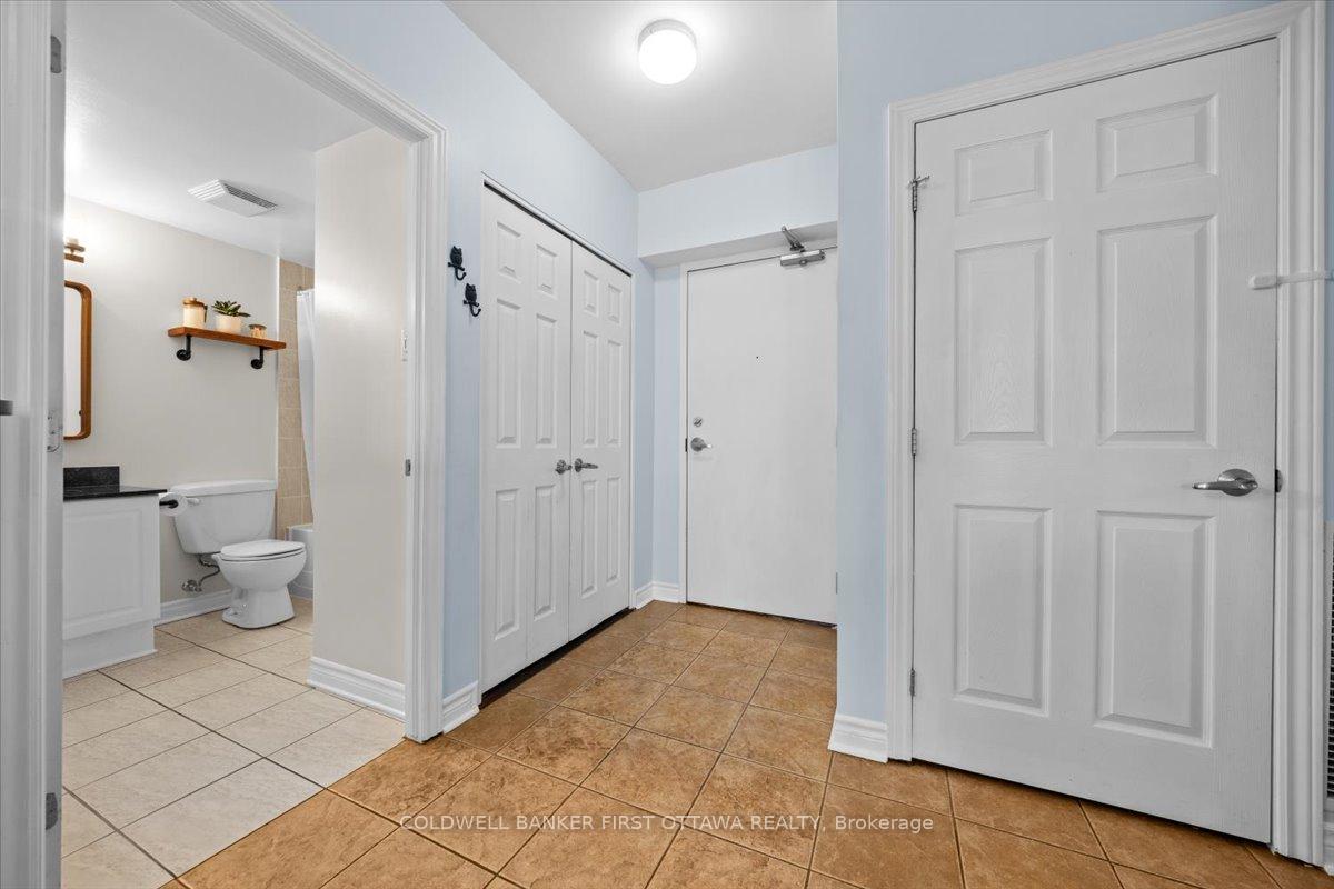 Photo 16 of Unit 1401, 445 Laurier Avenue W, Ottawa, Ottawa Centre — HOMEH
