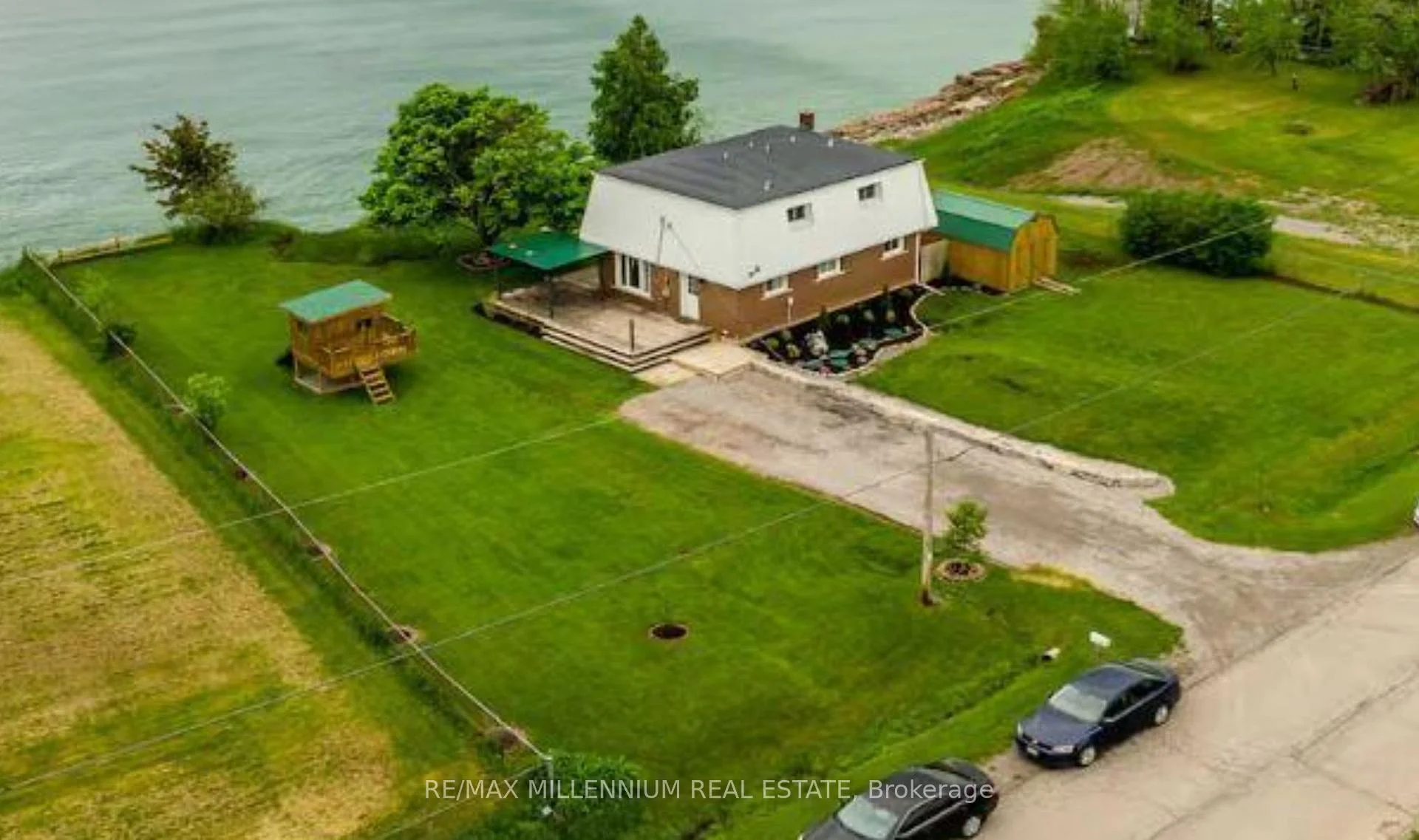 Photo 2 of 57 Lakeridge Boulevard, Haldimand, Dunnville — HOMEH