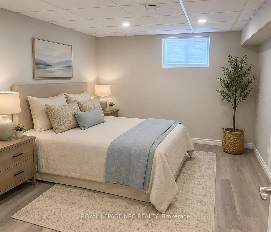 Photo 28 of 153 Main Street, St. Catharines, Port Dalhousie — HOMEH