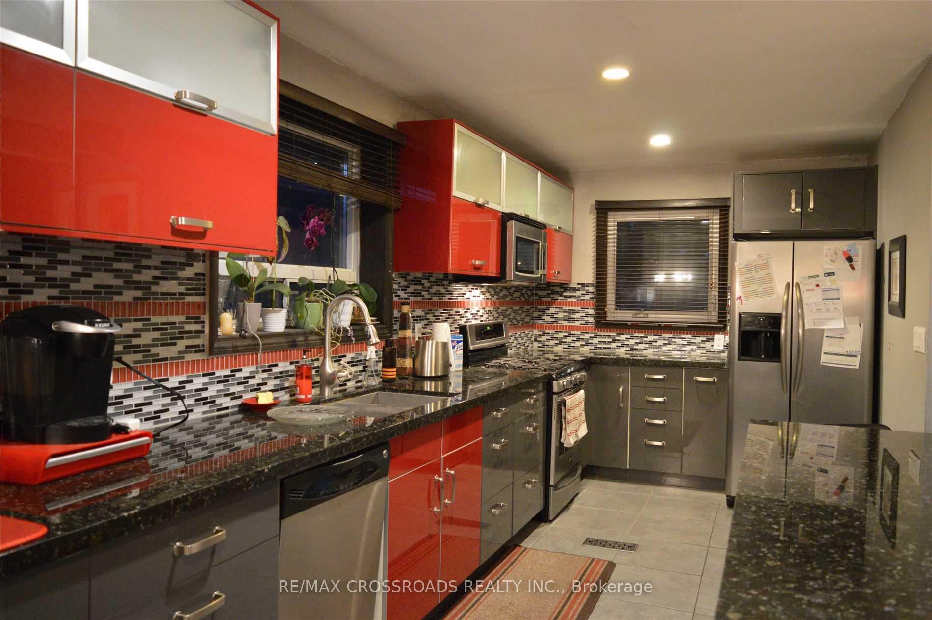 Photo 2 of 44 Romulus Drive, Scarborough, Bendale — HOMEH