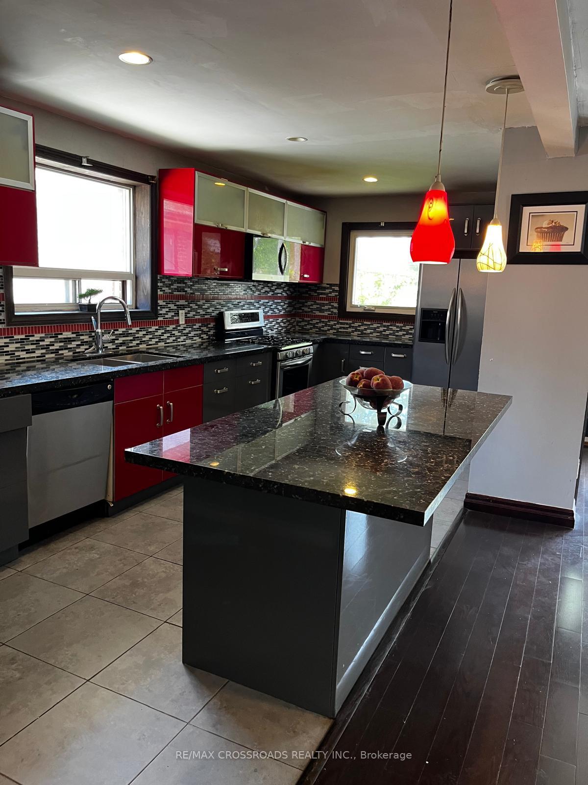 Photo 4 of 44 Romulus Drive, Scarborough, Bendale — HOMEH