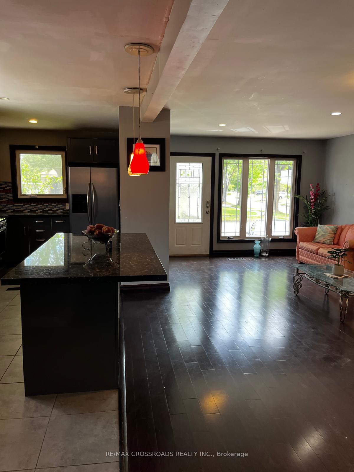 Photo 8 of 44 Romulus Drive, Scarborough, Bendale — HOMEH