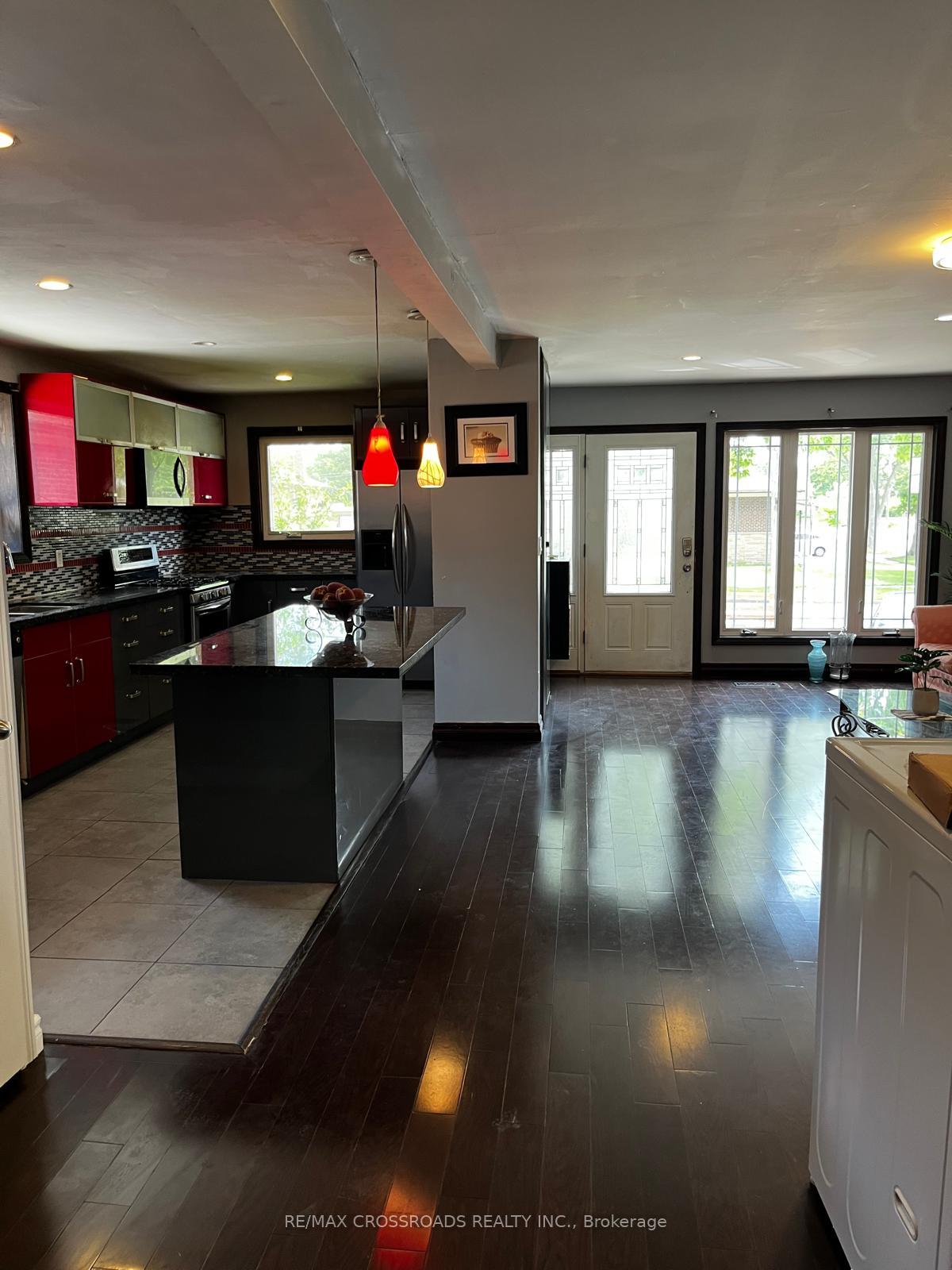 Photo 9 of 44 Romulus Drive, Scarborough, Bendale — HOMEH