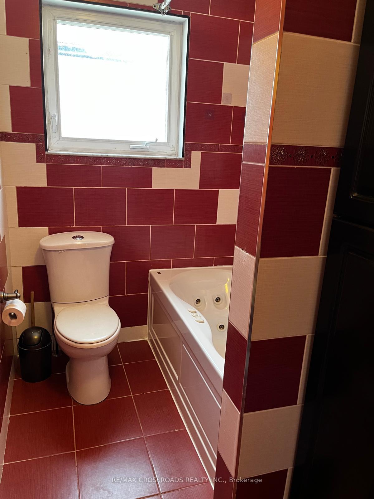 Photo 10 of 44 Romulus Drive, Scarborough, Bendale — HOMEH