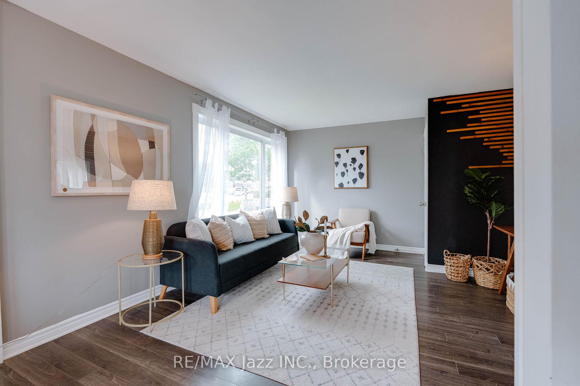 Photo 7 of 81 Wellington Avenue W, Oshawa, Lakeview — HOMEH