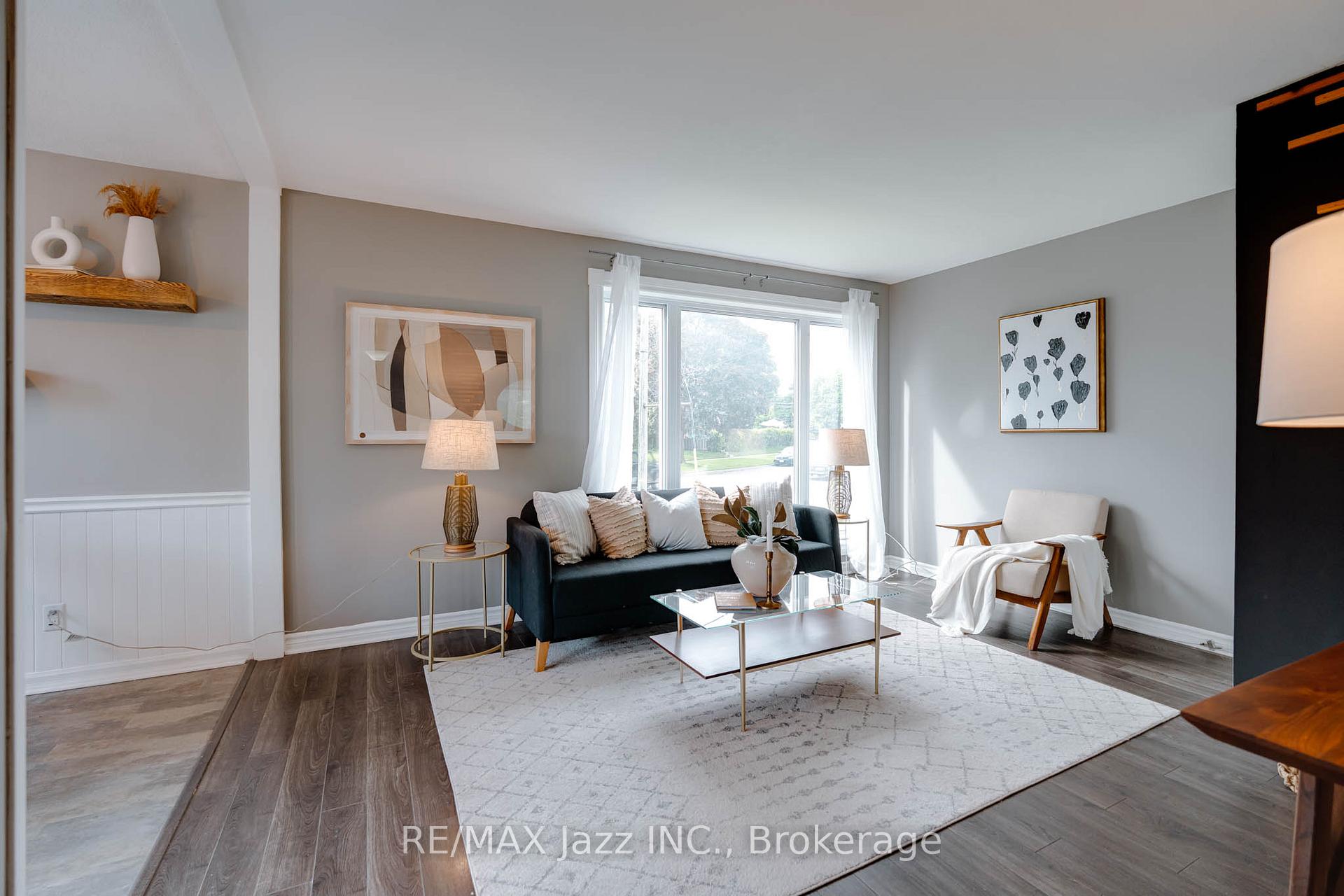 Photo 8 of 81 Wellington Avenue W, Oshawa, Lakeview — HOMEH