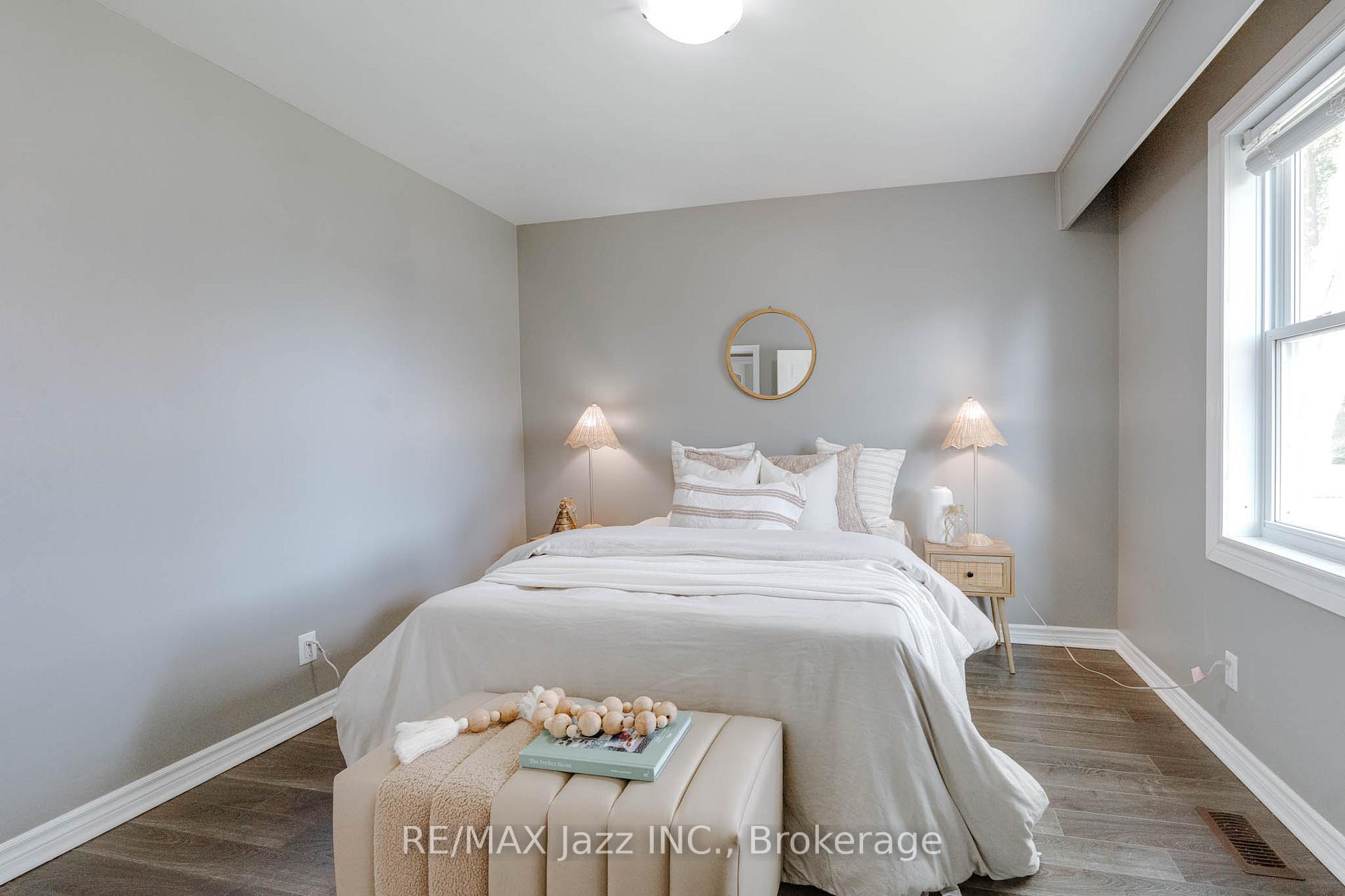 Photo 9 of 81 Wellington Avenue W, Oshawa, Lakeview — HOMEH