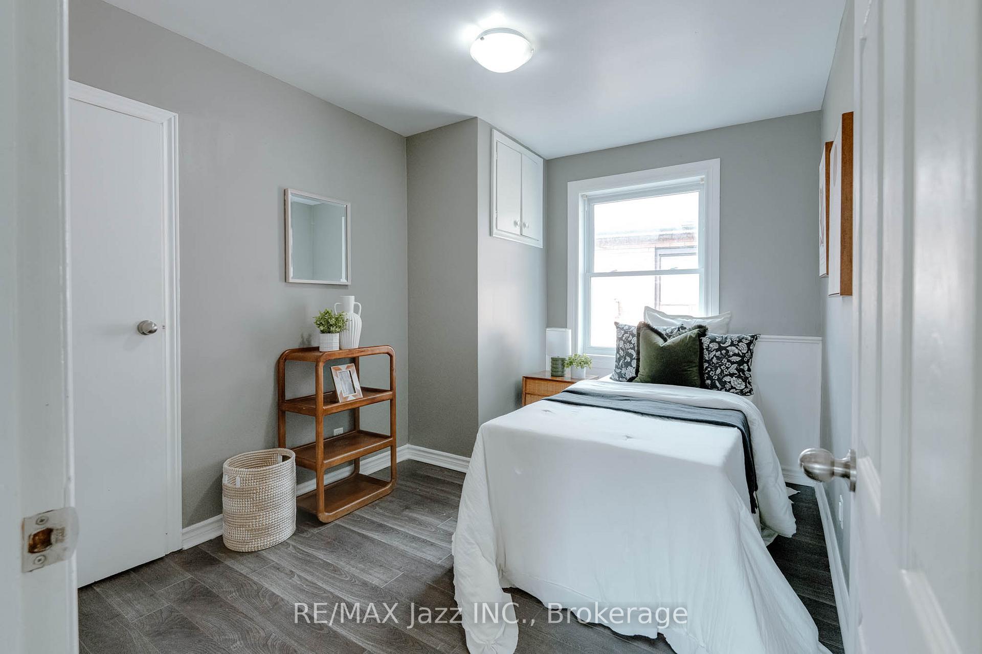 Photo 13 of 81 Wellington Avenue W, Oshawa, Lakeview — HOMEH