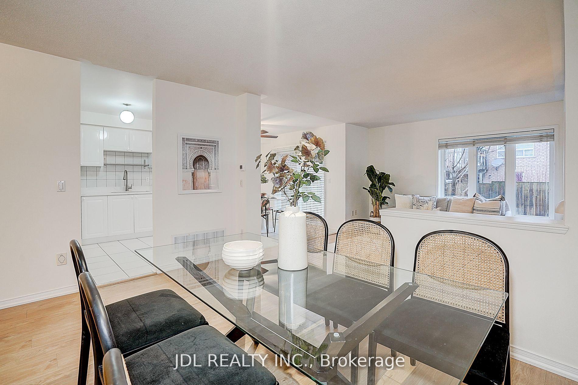 Photo 10 of 47 Millcliff Circle, Aurora, Aurora Grove — HOMEH