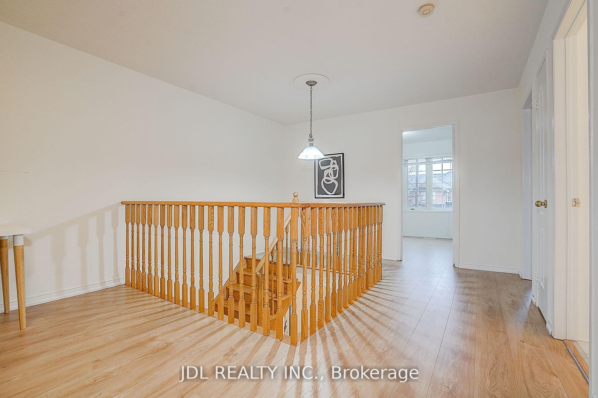 Photo 19 of 47 Millcliff Circle, Aurora, Aurora Grove — HOMEH