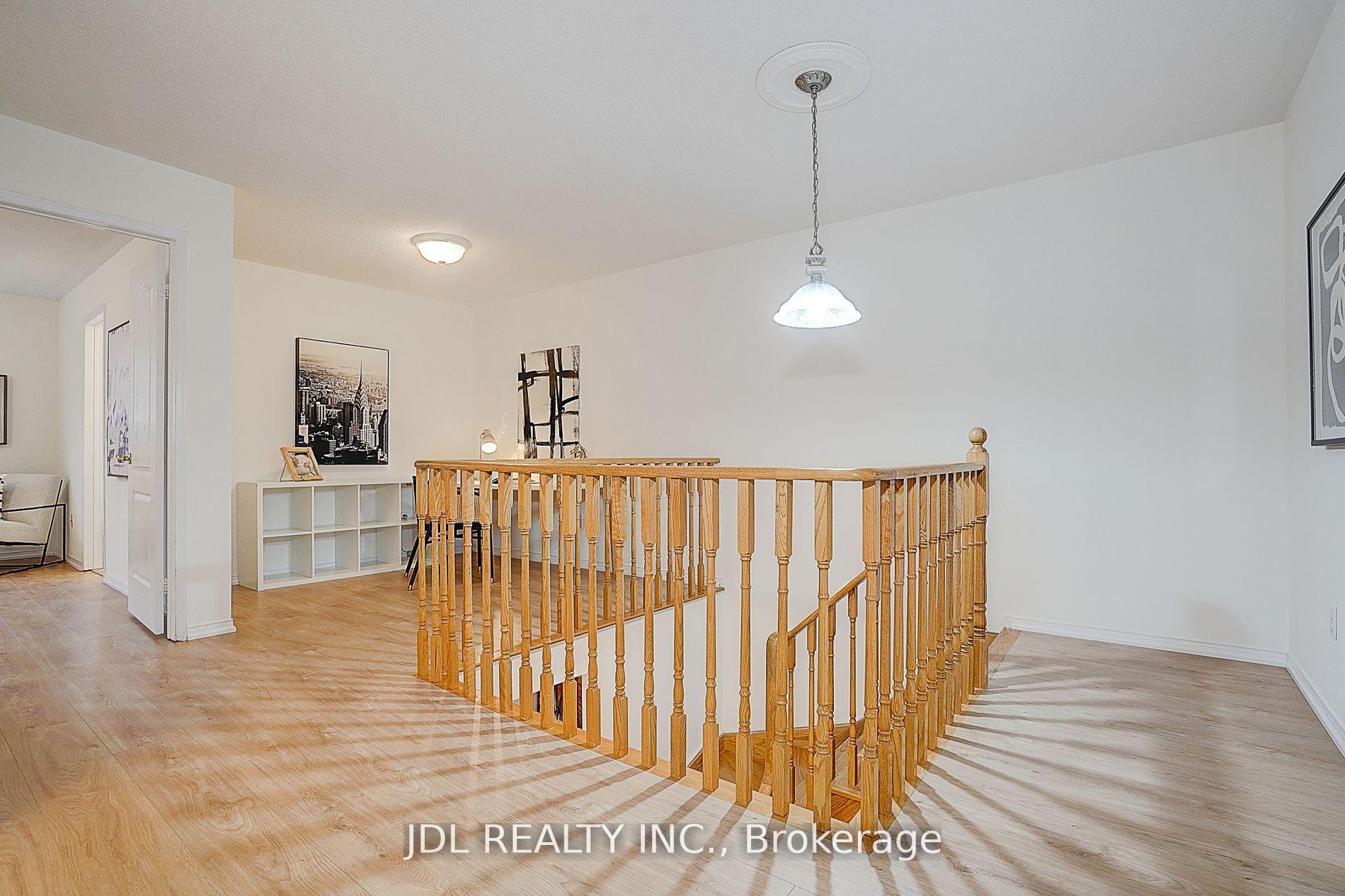 Photo 21 of 47 Millcliff Circle, Aurora, Aurora Grove — HOMEH