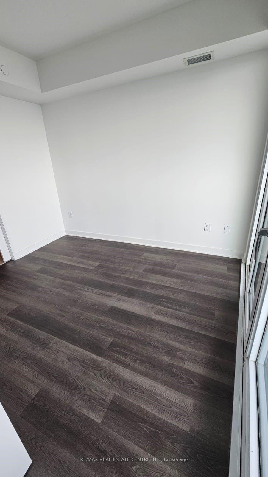 Photo 12 of Unit 4709, 3900 Confederation Parkway, Mississauga, City Centre — HOMEH