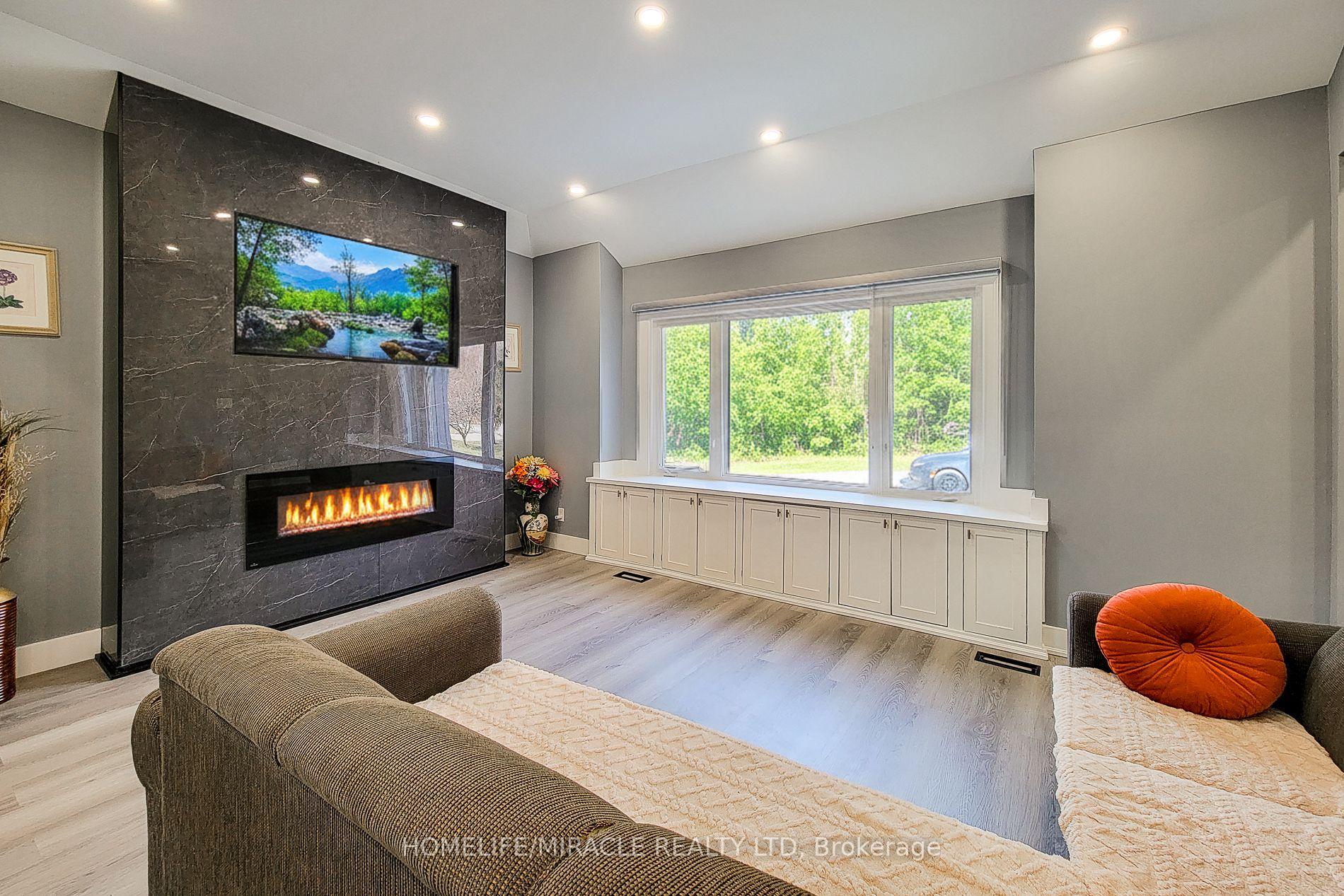 Photo 14 of 355 Ridge Road W, Grimsby, Grimsby Escarpment — HOMEH