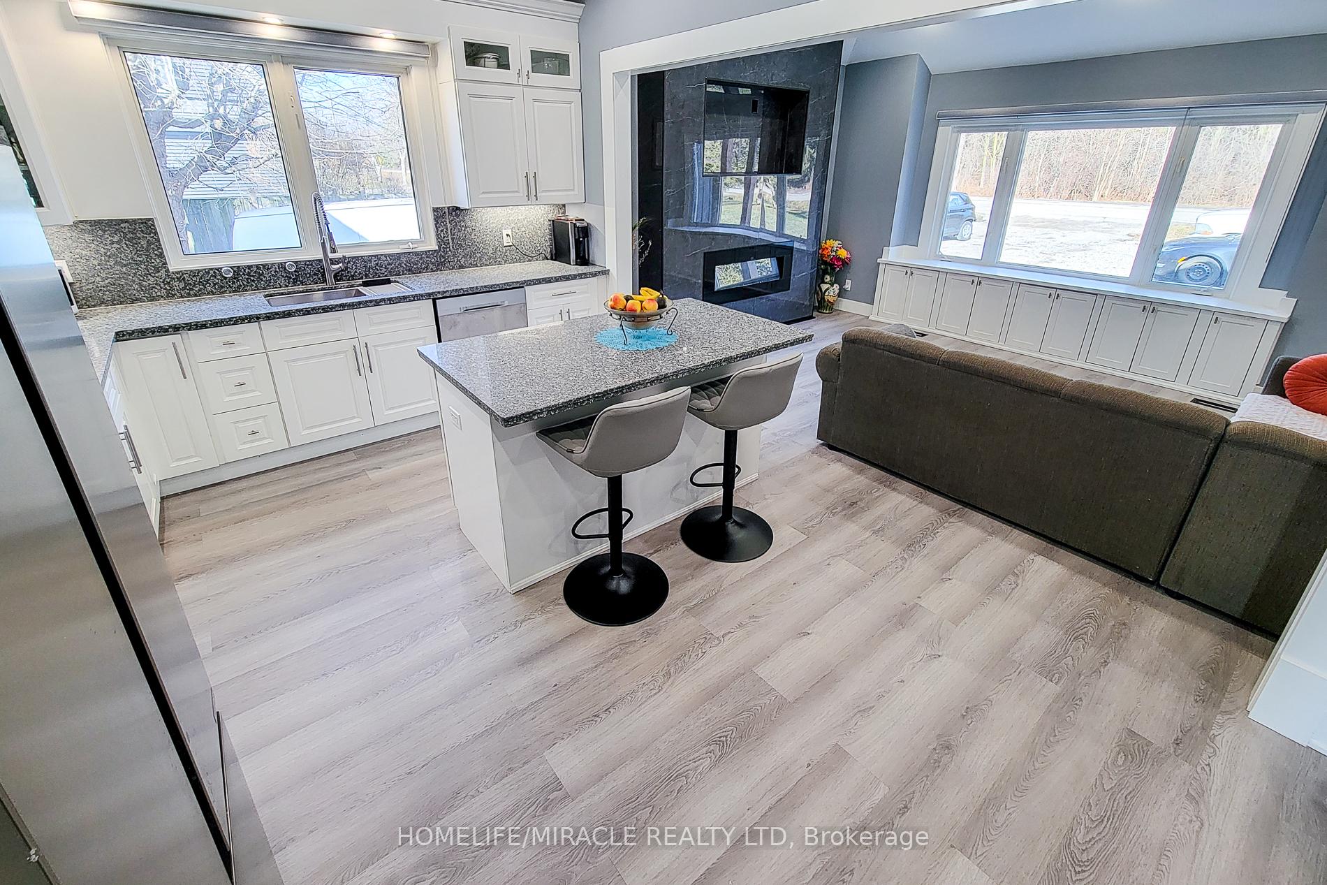Photo 24 of 355 Ridge Road W, Grimsby, Grimsby Escarpment — HOMEH