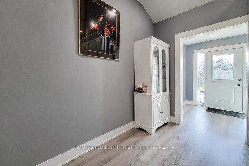 Photo 34 of 355 Ridge Road W, Grimsby, Grimsby Escarpment — HOMEH