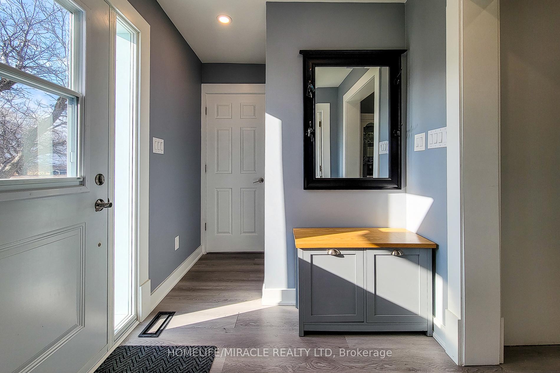 Photo 35 of 355 Ridge Road W, Grimsby, Grimsby Escarpment — HOMEH