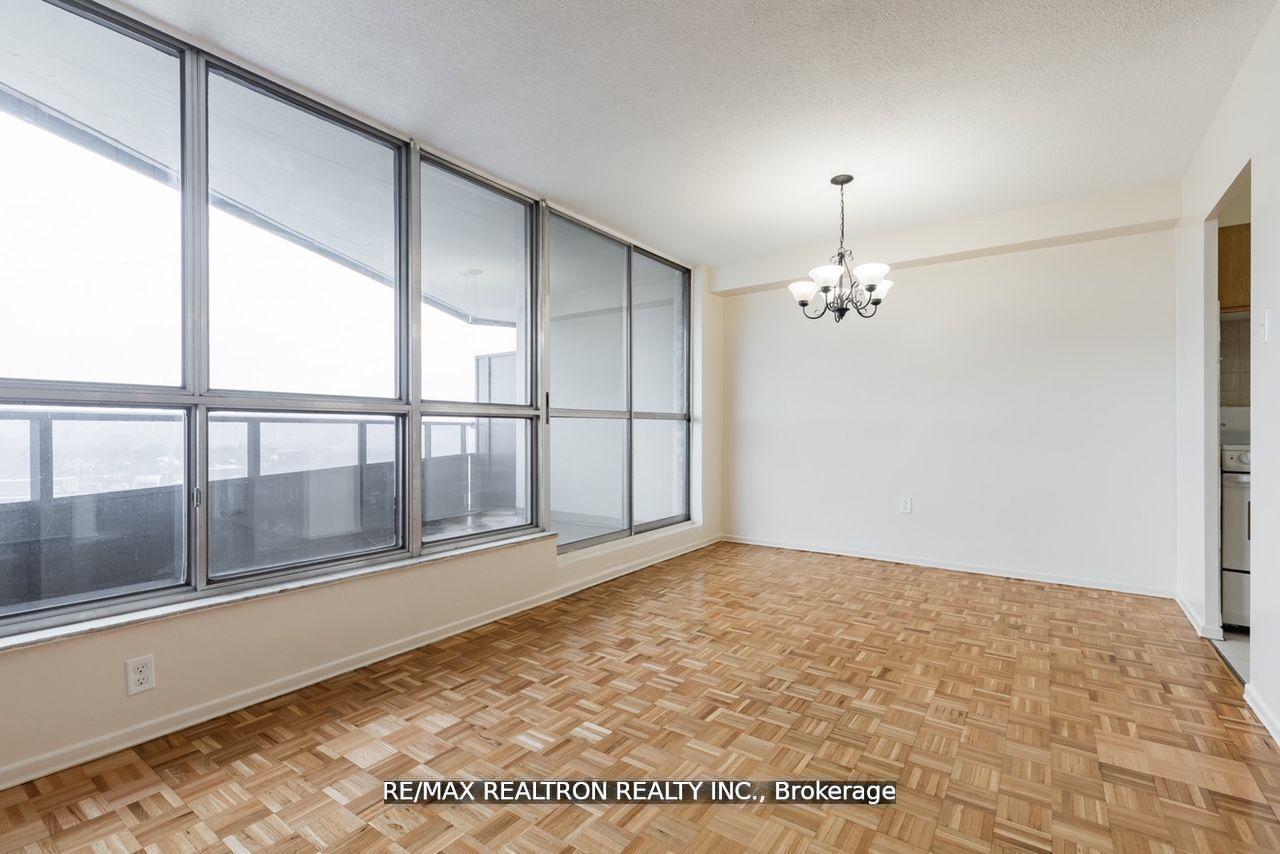 Photo 6 of Unit 1608, 21 Vaughan Road, Toronto, Wychwood — HOMEH