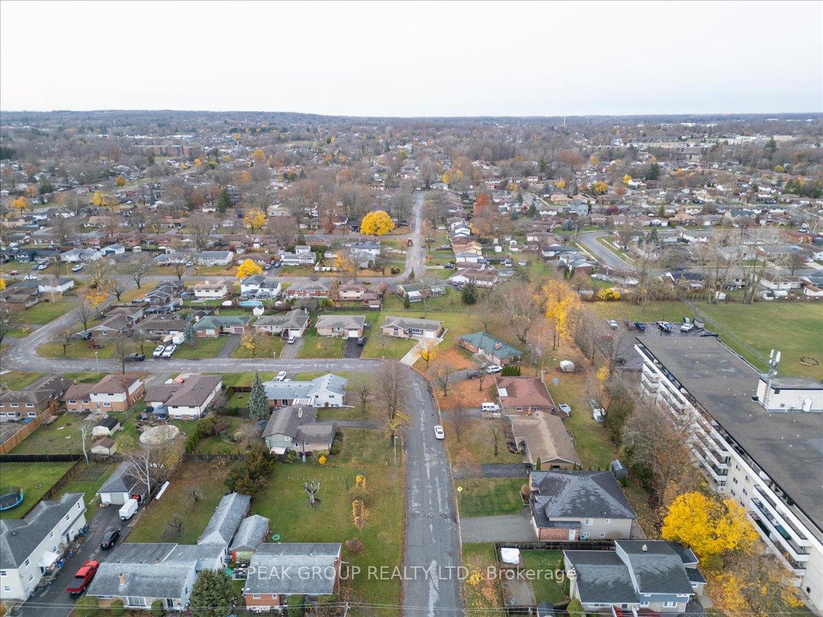 Photo 22 of 18 Karen Crescent, Welland, Prince Charles — HOMEH
