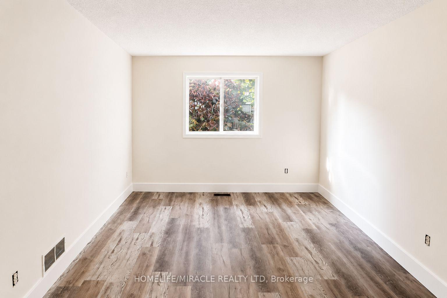 Photo 14 of 613 Canfield Place, Shelburne — HOMEH