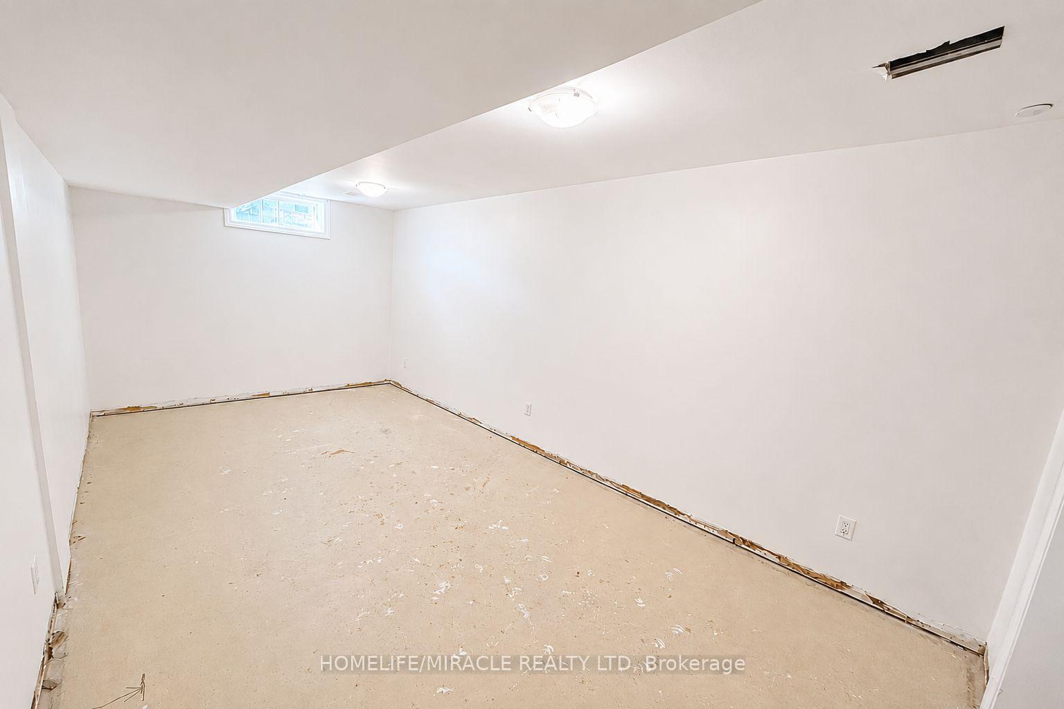 Photo 29 of 613 Canfield Place, Shelburne — HOMEH