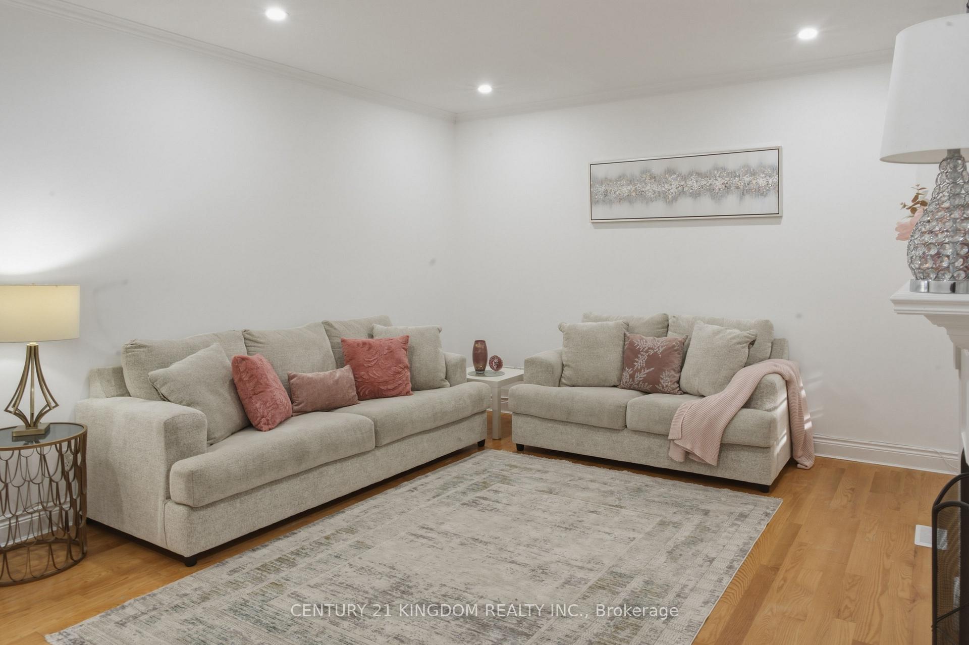 Photo 28 of 1598 Oakburn Street, Pickering, Highbush — HOMEH