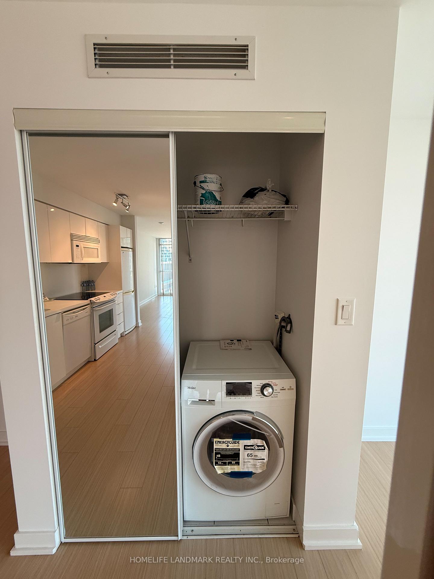Photo 16 of Unit 1039, 15 Iceboat Terrace, Toronto, Waterfront Communities — HOMEH