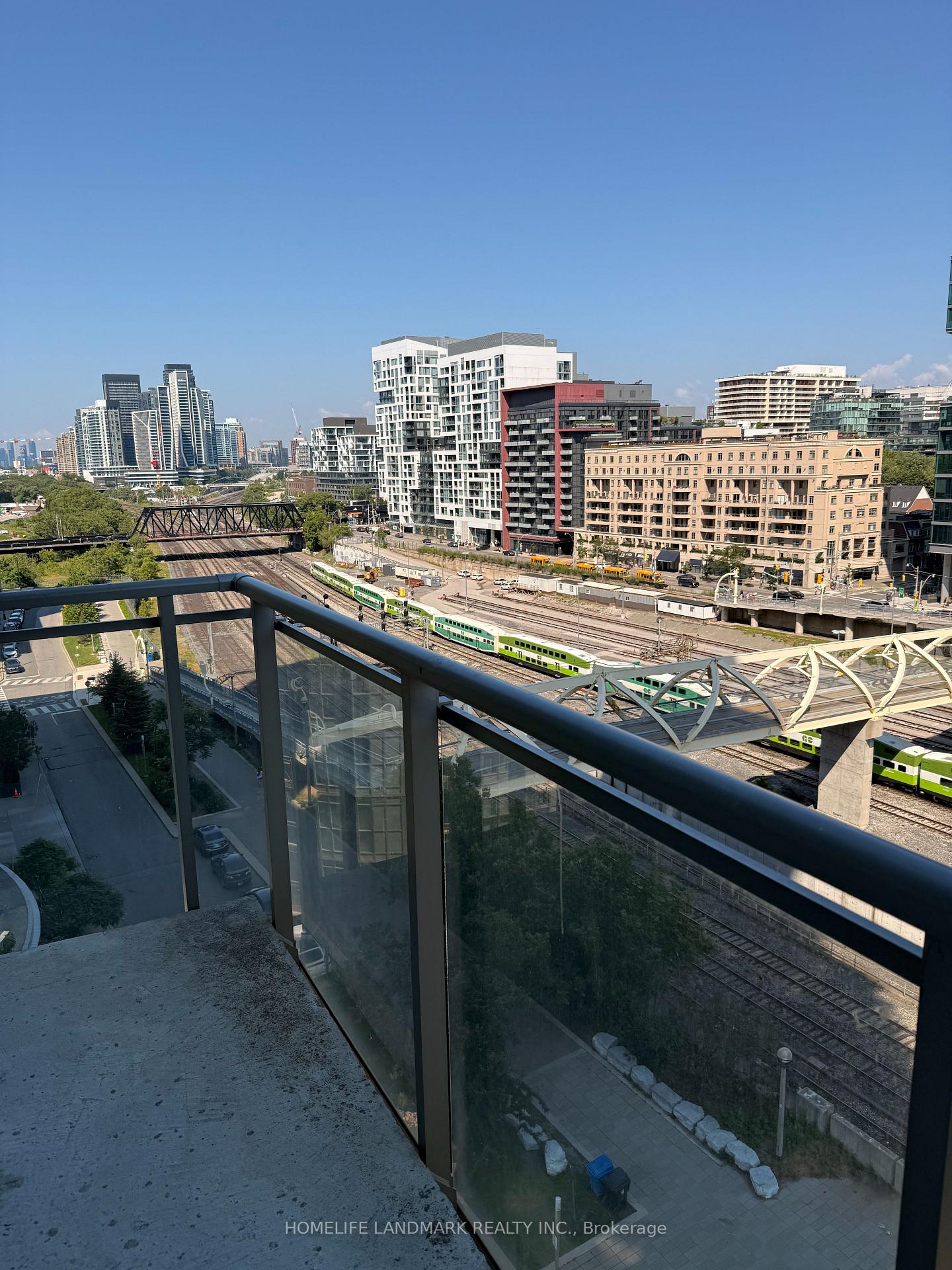 Photo 17 of Unit 1039, 15 Iceboat Terrace, Toronto, Waterfront Communities — HOMEH
