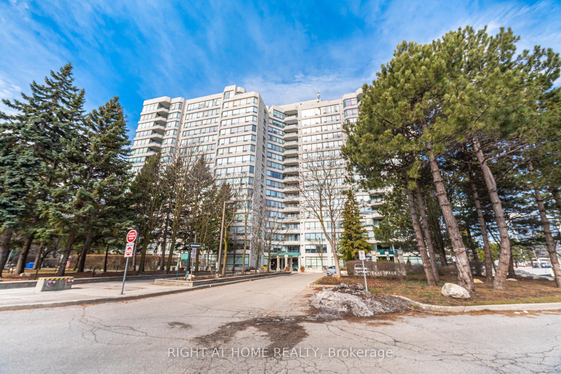Photo 1 of Unit 711, 120 Promenade Circle, Vaughan, Brownridge — HOMEH
