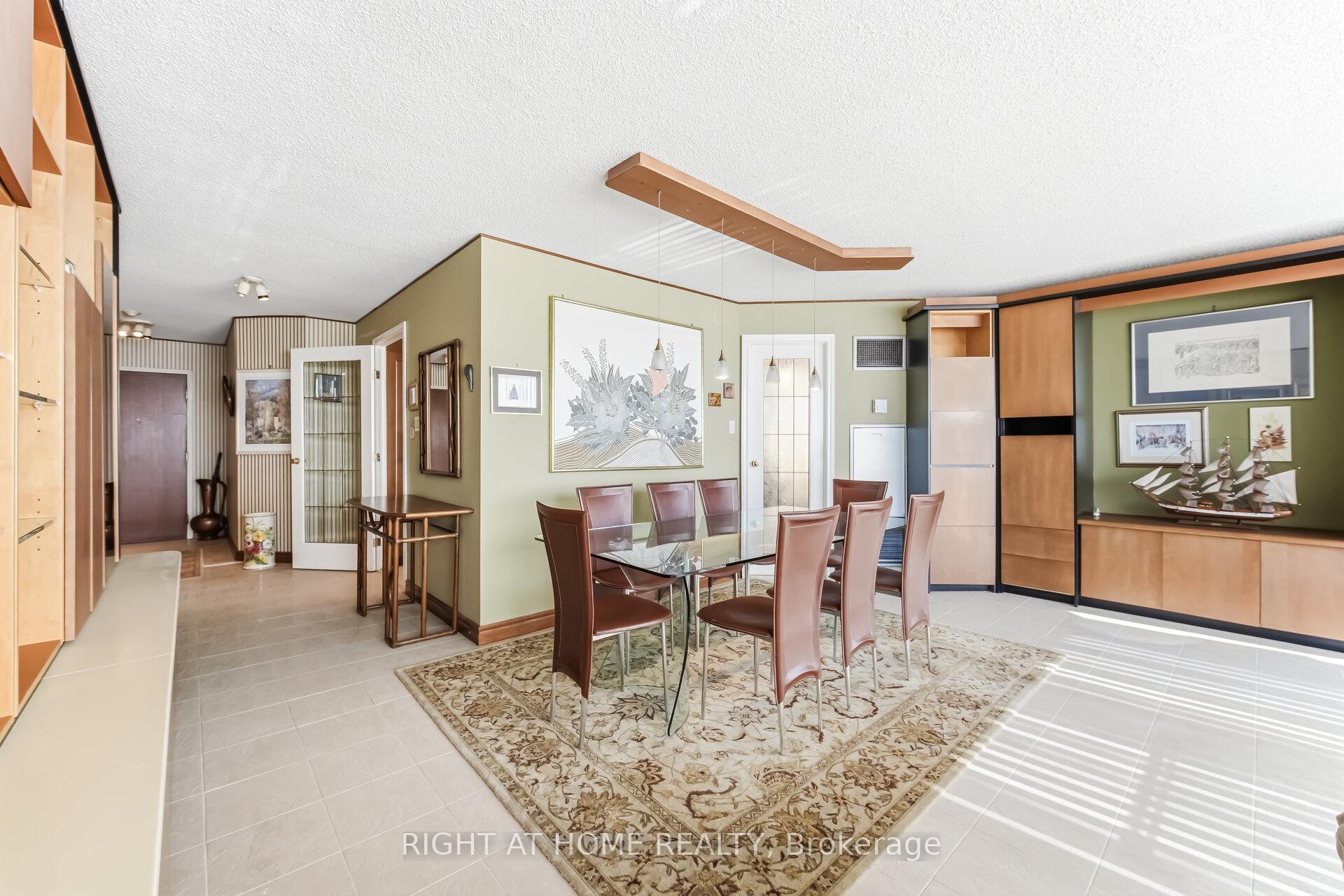 Photo 10 of Unit 711, 120 Promenade Circle, Vaughan, Brownridge — HOMEH