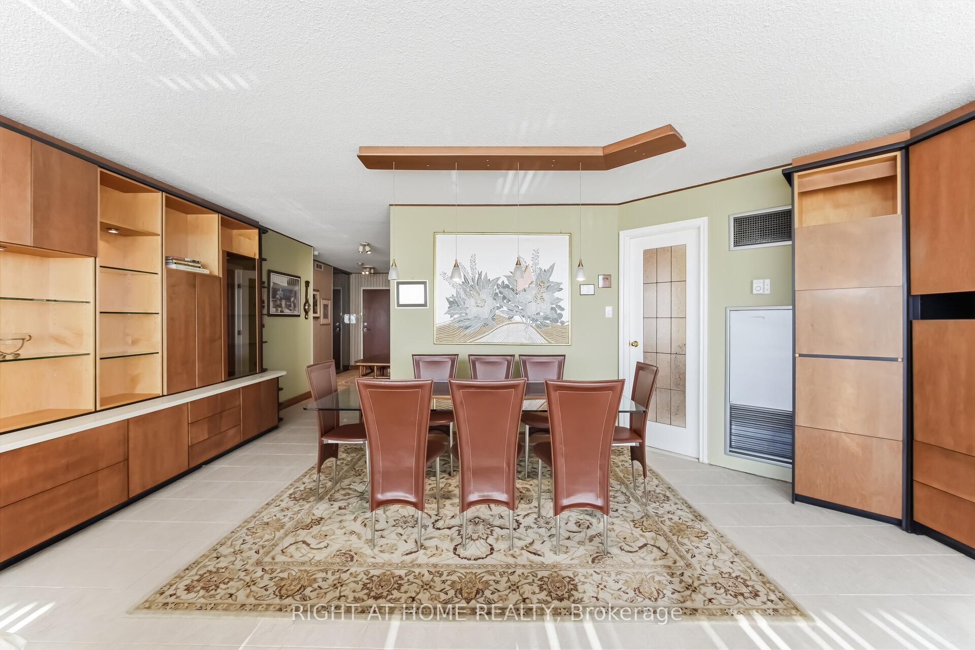 Photo 11 of Unit 711, 120 Promenade Circle, Vaughan, Brownridge — HOMEH