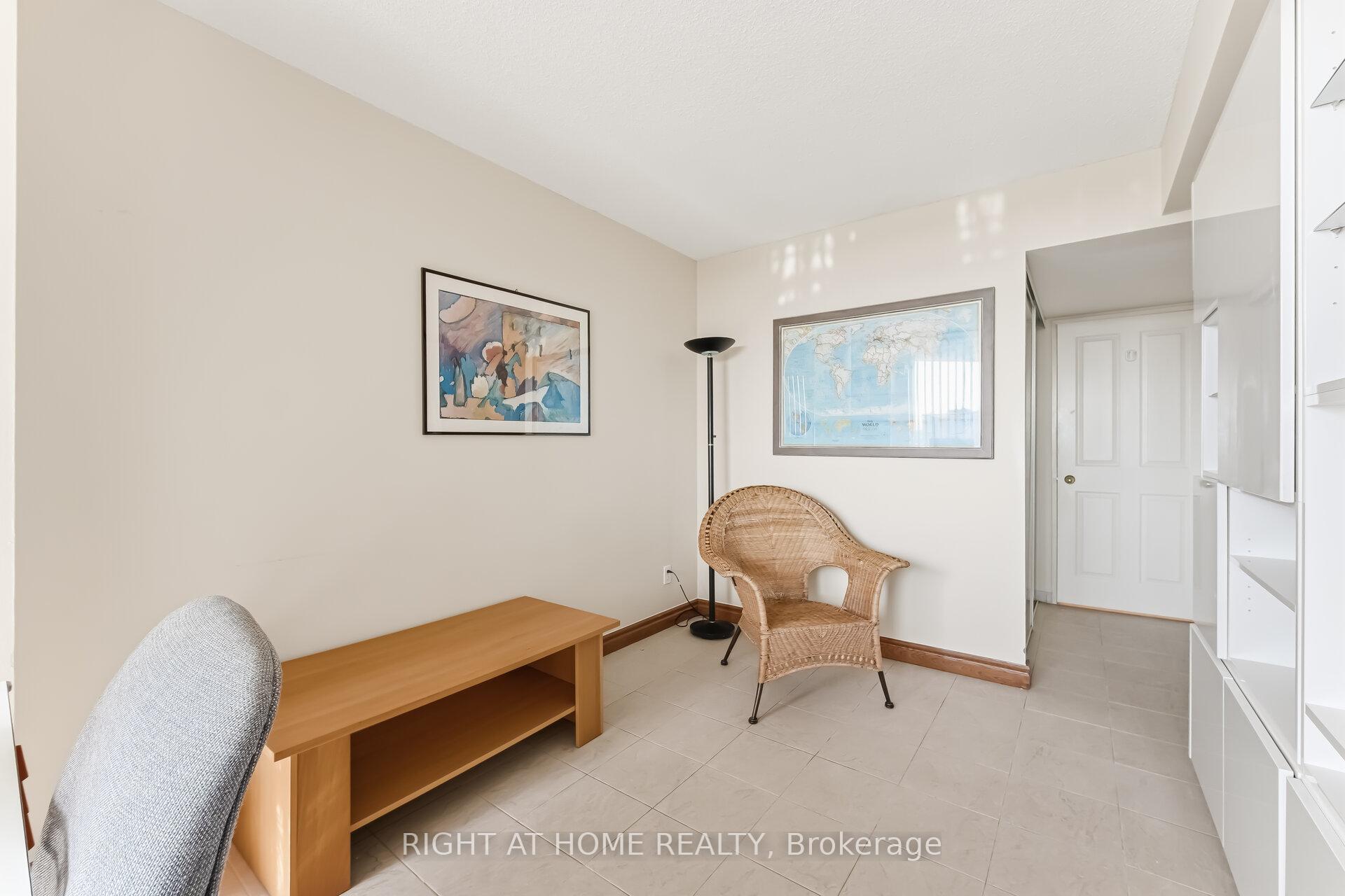 Photo 27 of Unit 711, 120 Promenade Circle, Vaughan, Brownridge — HOMEH