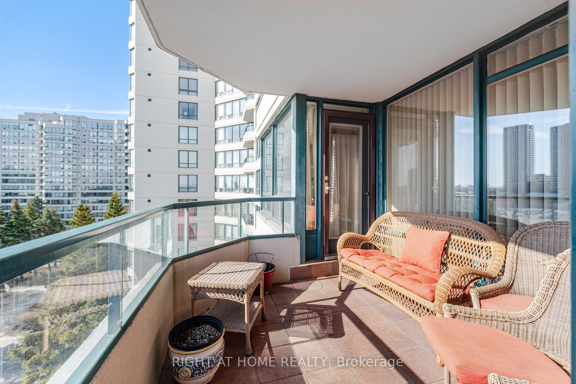 Photo 30 of Unit 711, 120 Promenade Circle, Vaughan, Brownridge — HOMEH