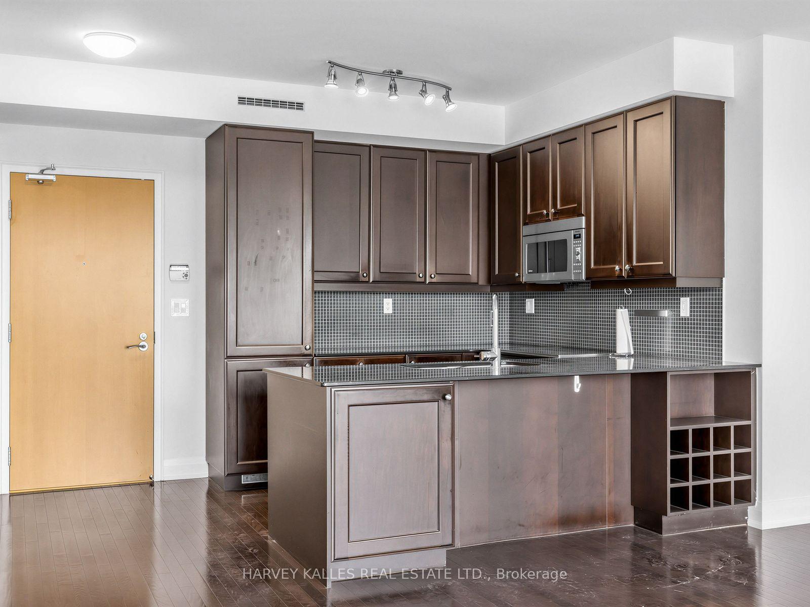 Photo 6 of Unit 421, 1 Bedford Road, Toronto, The Annex — HOMEH