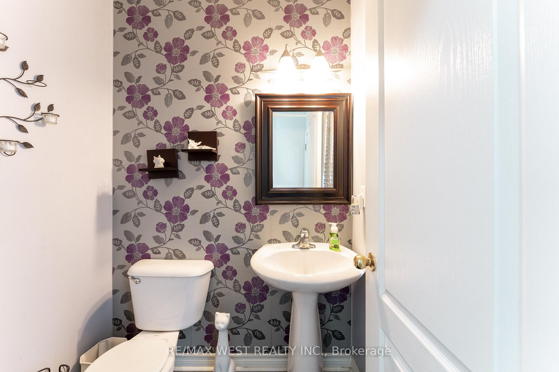 Photo 7 of 160 Millburn Drive, Clarington, Bowmanville — HOMEH
