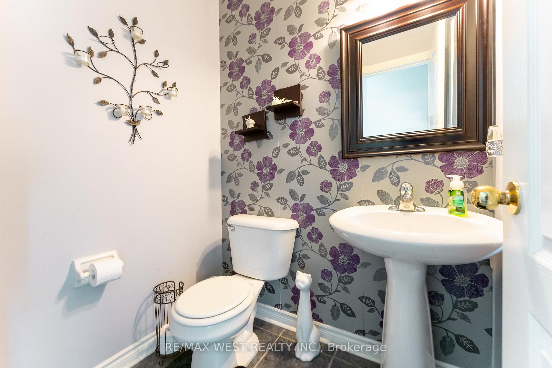 Photo 18 of 160 Millburn Drive, Clarington, Bowmanville — HOMEH