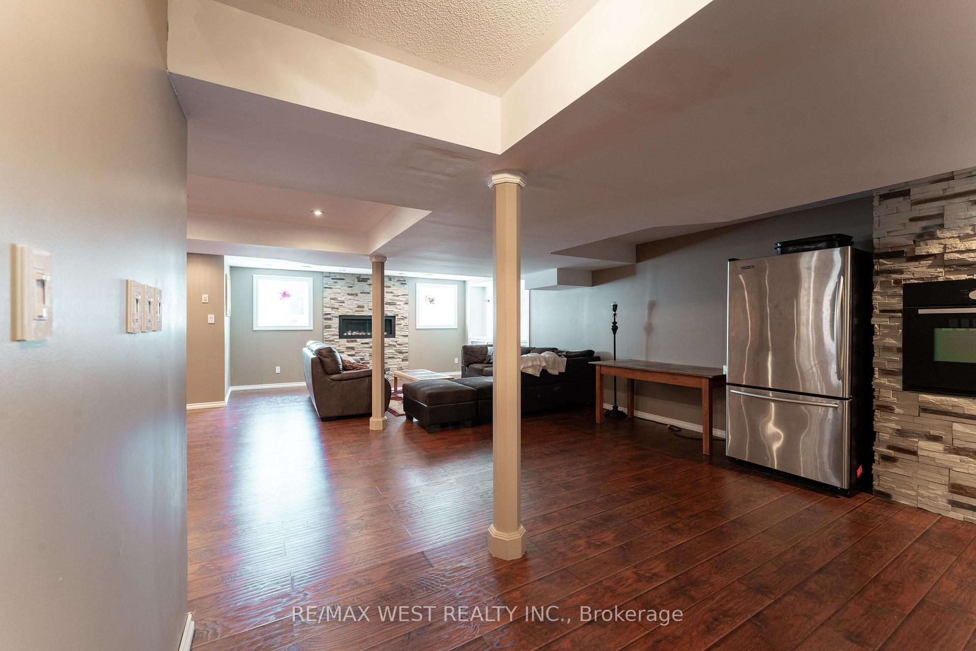 Photo 34 of 160 Millburn Drive, Clarington, Bowmanville — HOMEH