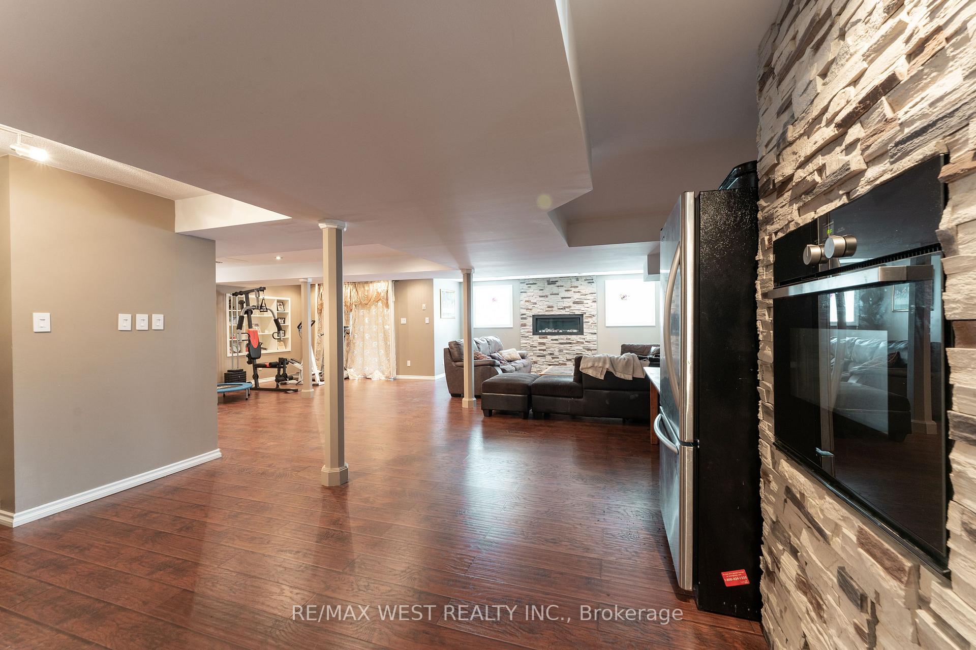 Photo 35 of 160 Millburn Drive, Clarington, Bowmanville — HOMEH