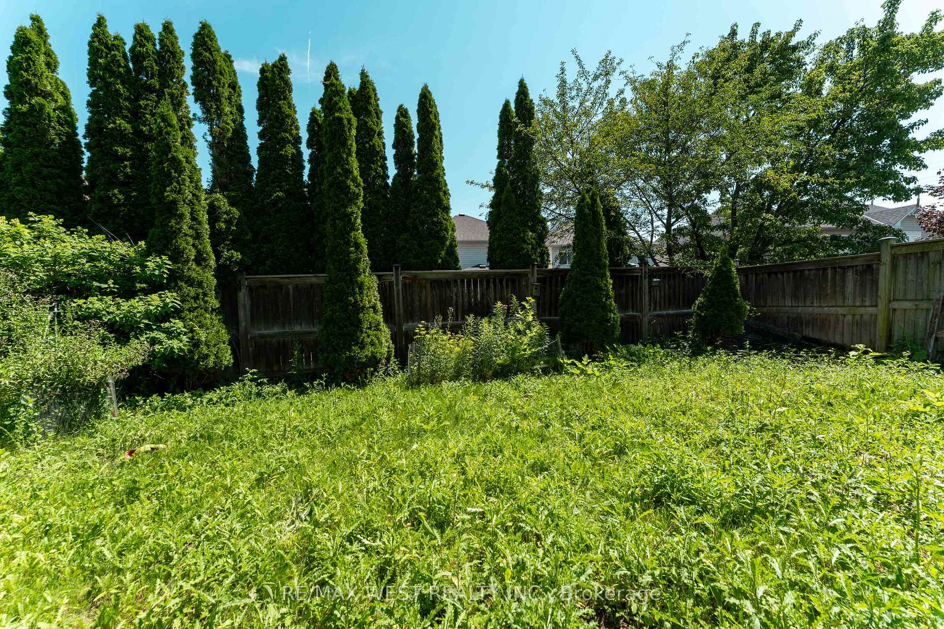 Photo 43 of 160 Millburn Drive, Clarington, Bowmanville — HOMEH