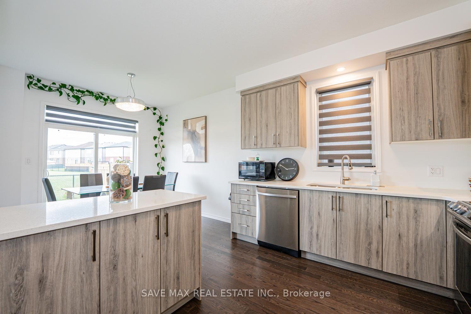 Photo 15 of 171 Freure Drive, Cambridge, Blair Road — HOMEH